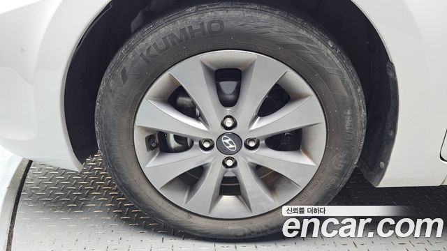 Hyundai Accent 2018 — photo 5