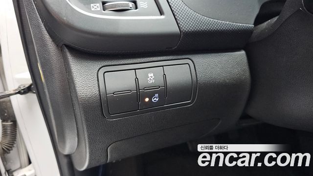 Hyundai Accent 2018 — photo 22