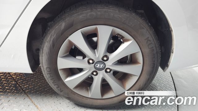 Hyundai Accent 2018 — photo 7