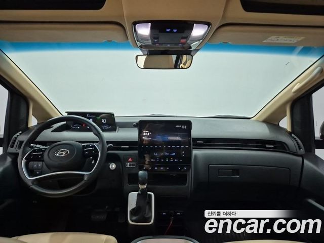 Hyundai Staria 2022 — photo 7