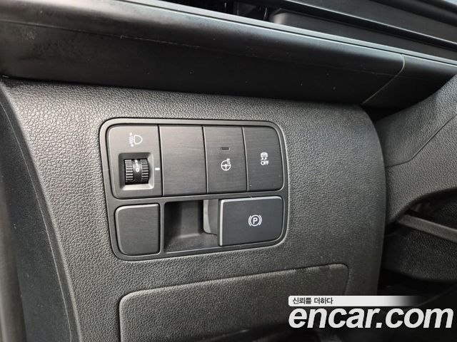 Hyundai Staria 2022 — photo 17
