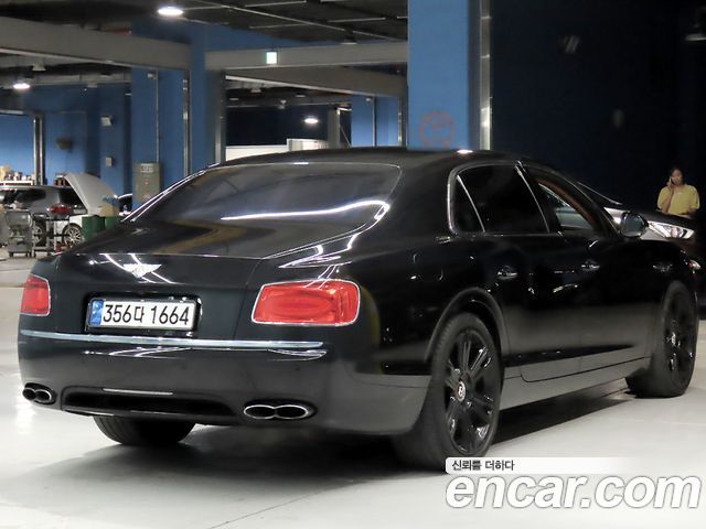 Bentley Flying Spur 2016 — photo 4