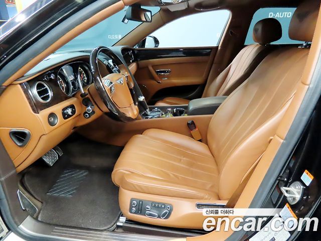 Bentley Flying Spur 2016 — photo 6