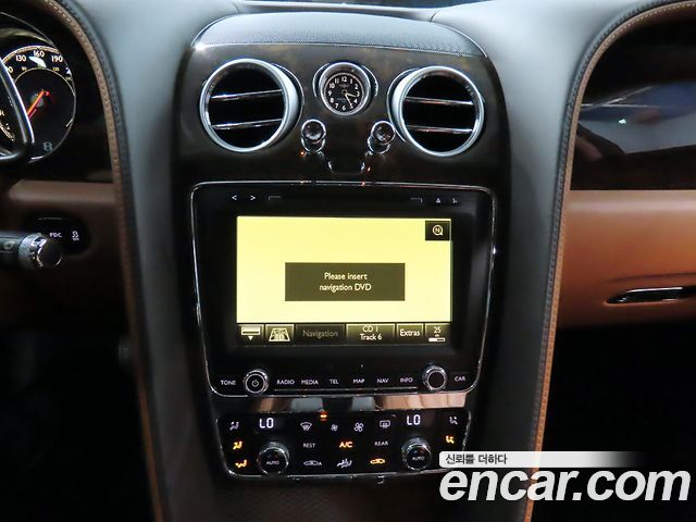 Bentley Flying Spur 2016 — photo 12
