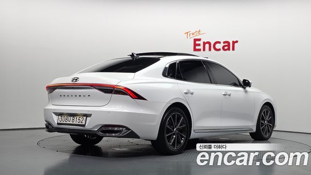 Hyundai Grandeur 2023 — photo 2