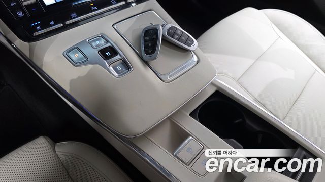 Hyundai Grandeur 2023 — photo 9
