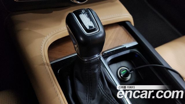 Volvo S90 2019 — photo 12
