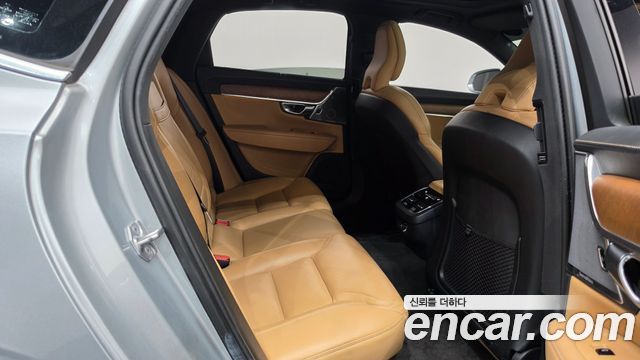 Volvo S90 2019 — photo 17