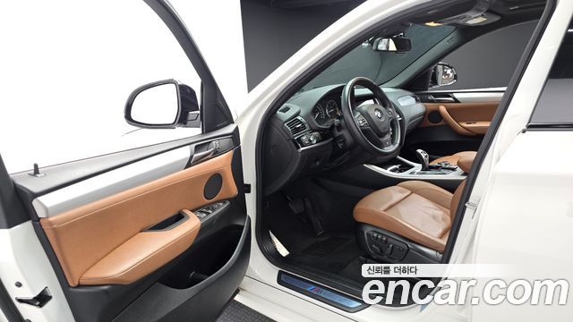 BMW X4 2015 — photo 10