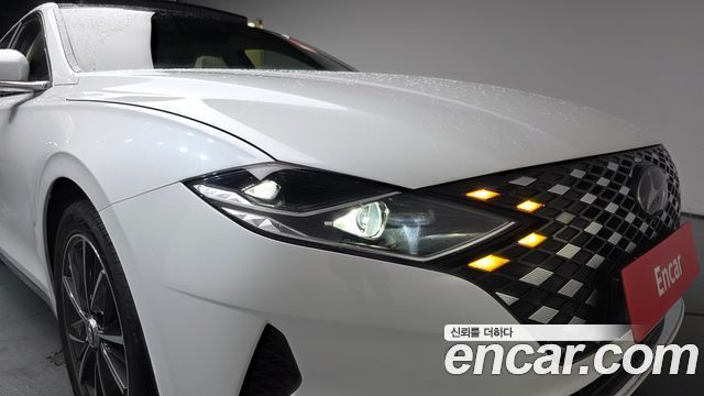Hyundai Grandeur 2023 — photo 8