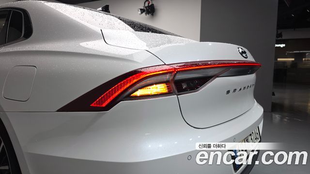 Hyundai Grandeur 2023 — photo 9
