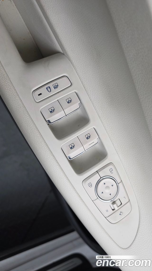 Hyundai Grandeur 2023 — photo 27