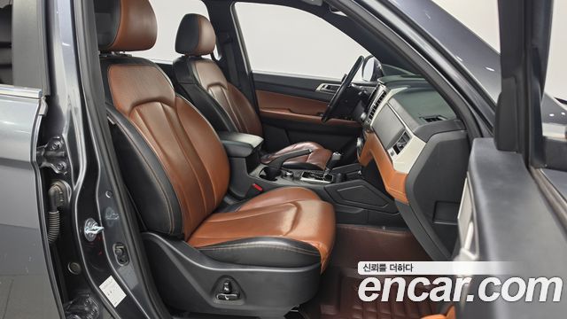 KG Mobility Rexton 2018 — photo 18
