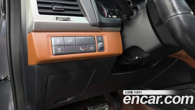 KG Mobility Rexton 2018 — photo 27