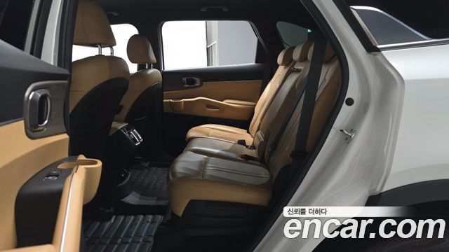 Kia Sorento 2023 — photo 18
