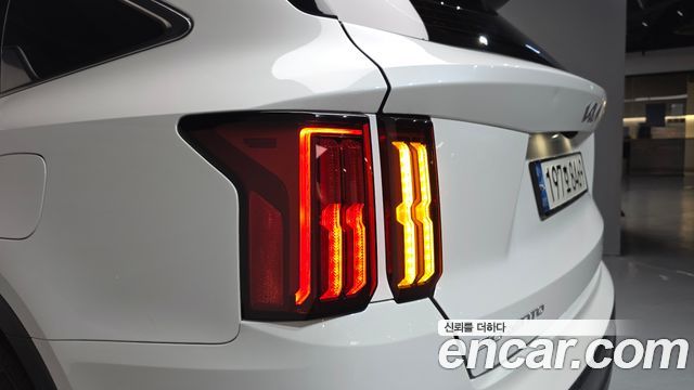 Kia Sorento 2023 — photo 9