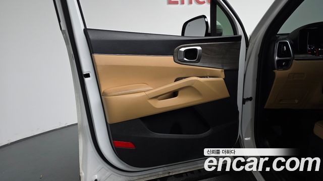 Kia Sorento 2023 — photo 14