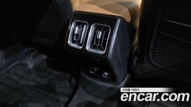 Kia Sorento 2023 — photo 32