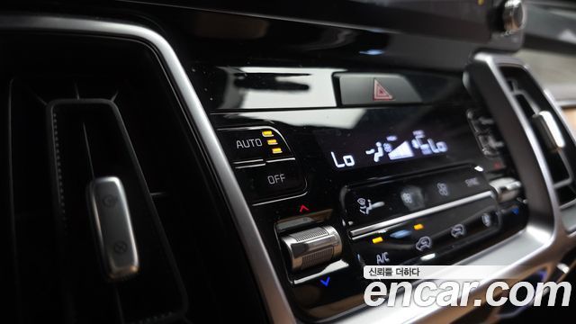 Kia Sorento 2023 — photo 36