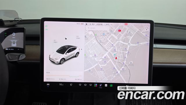 Tesla Model Y 2021 — photo 14