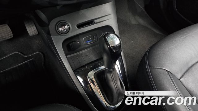 Renault Korea QM3 2015 — photo 12