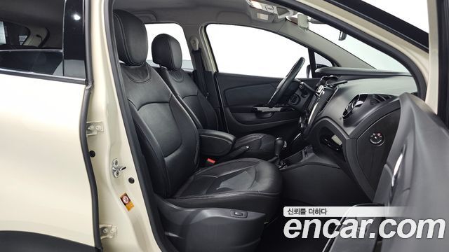Renault Korea QM3 2015 — photo 13
