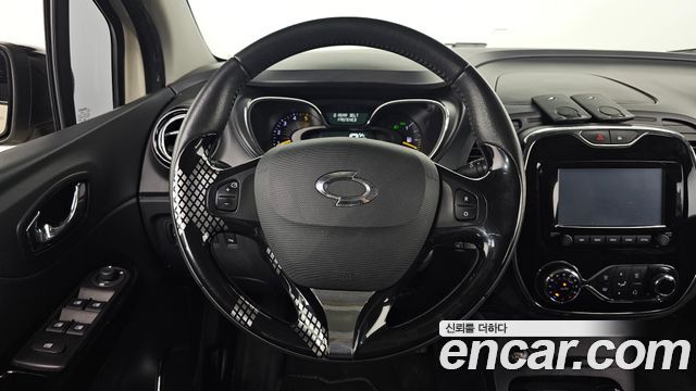 Renault Korea QM3 2015 — photo 19