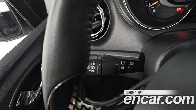 Renault Korea QM3 2015 — photo 24