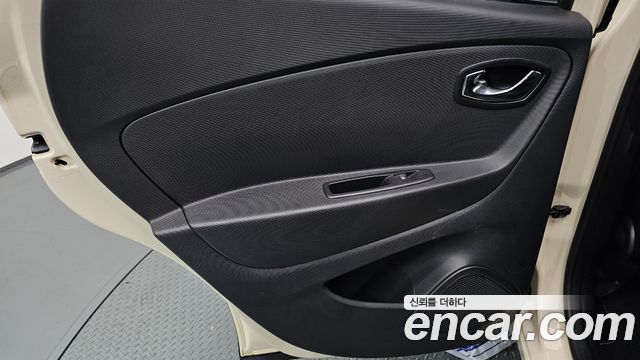 Renault Korea QM3 2015 — photo 15