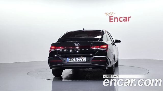 Hyundai AVANTE 2025 — photo 4