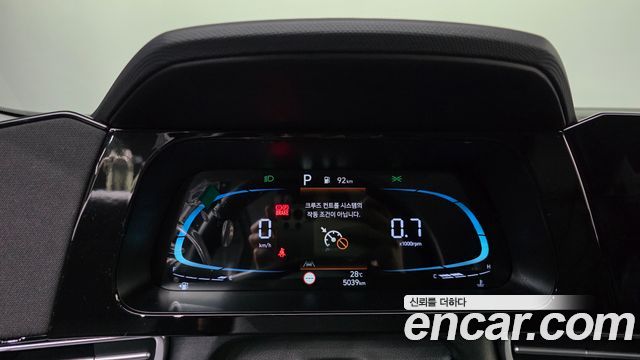Hyundai AVANTE 2025 — photo 11
