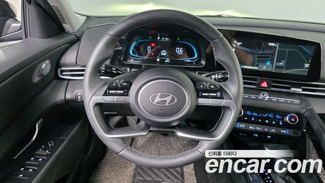 Hyundai AVANTE 2025 — photo 19