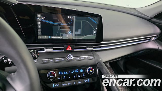 Hyundai AVANTE 2025 — photo 20