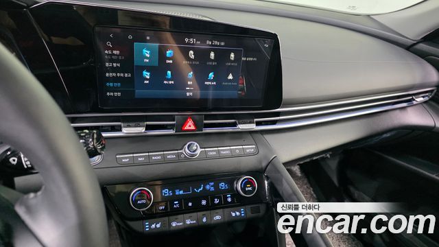 Hyundai AVANTE 2025 — photo 21