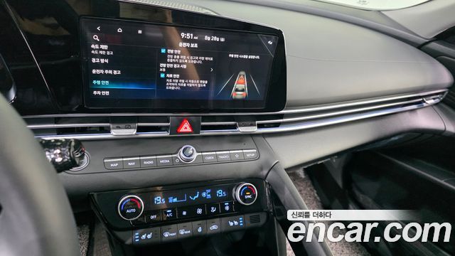 Hyundai AVANTE 2025 — photo 22