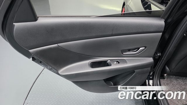 Hyundai AVANTE 2025 — photo 15