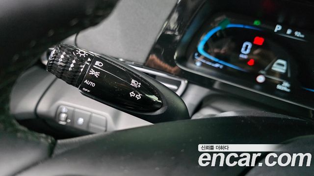 Hyundai AVANTE 2025 — photo 27