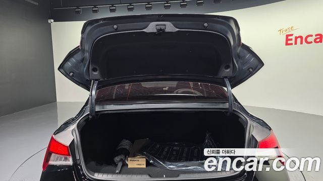 Hyundai AVANTE 2025 — photo 31