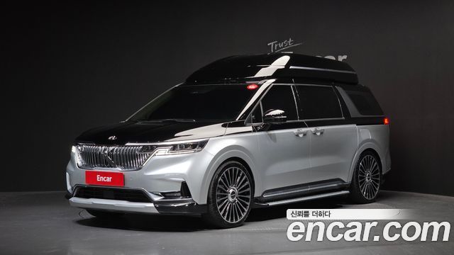 Kia Canival 2021 — photo 1