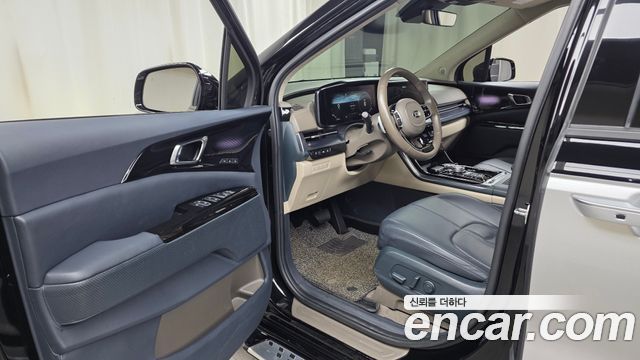 Kia Canival 2021 — photo 13
