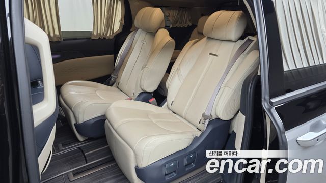 Kia Canival 2021 — photo 18