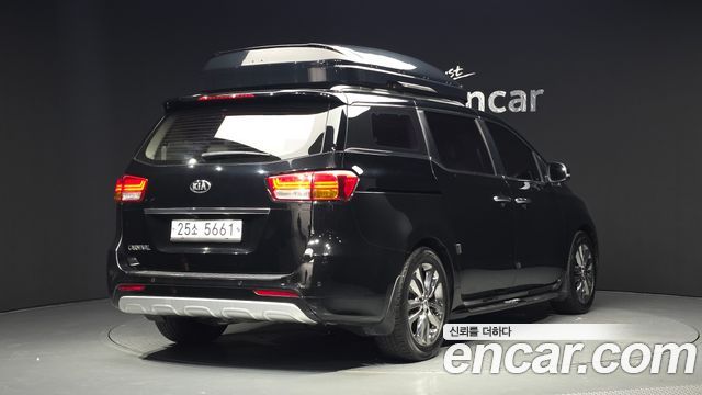 Kia Canival 2016 — photo 2