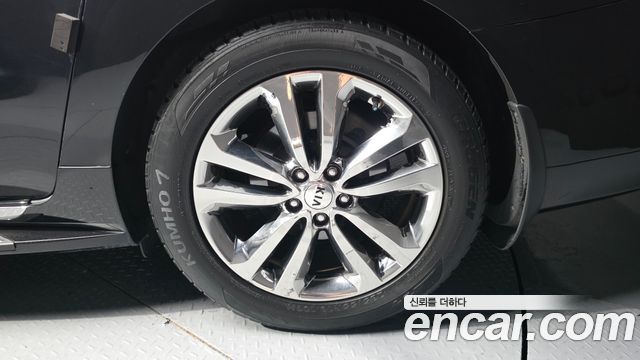 Kia Canival 2016 — photo 5