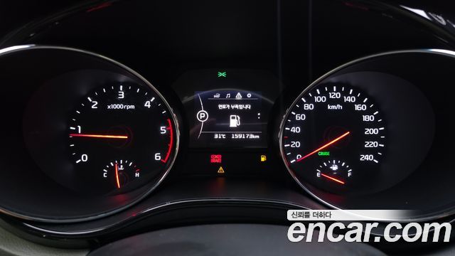 Kia Canival 2016 — photo 8