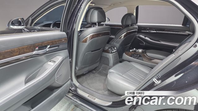 Genesis G90 2020 — photo 18