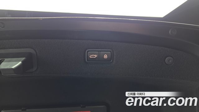 Genesis G90 2020 — photo 23