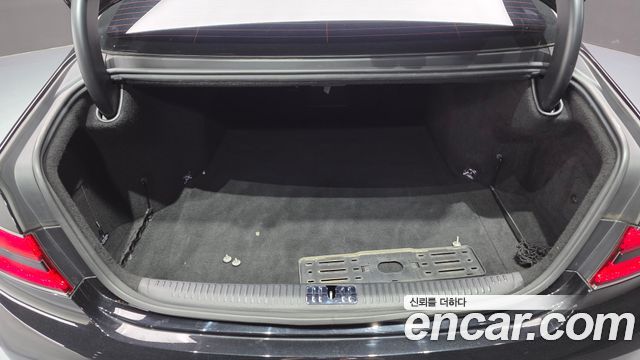Genesis G90 2020 — photo 24