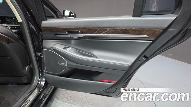 Genesis G90 2020 — photo 15