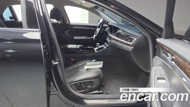Genesis G90 2020 — photo 16