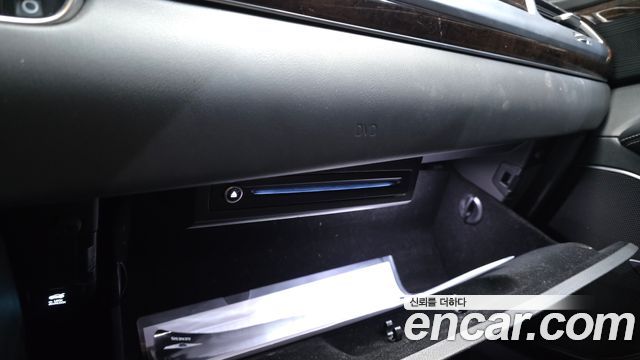 Genesis G90 2020 — photo 39